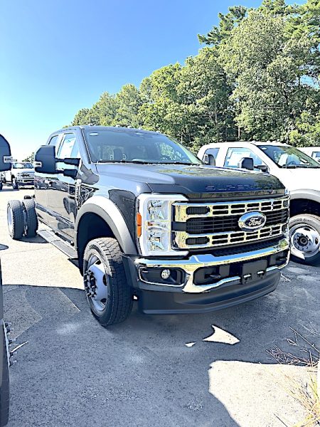 NEW 2025 FORD F-550 SUPER-CAB 4X4