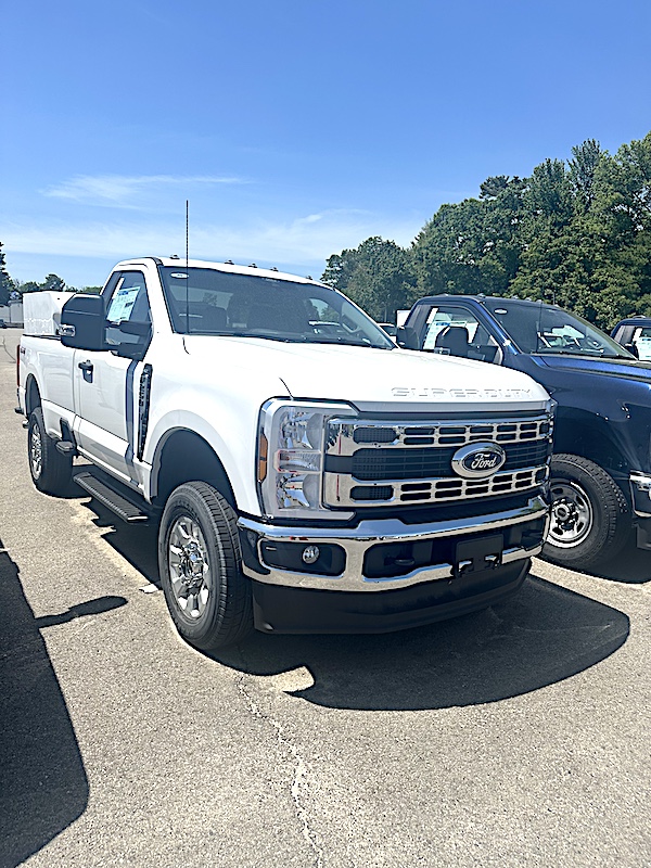 2024 FORD F-250 REGULAR CAB 2024 FORD F-250 REGULAR CAB