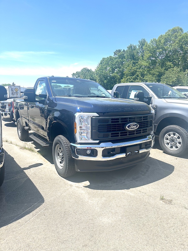 2024 FORD F-250 REGULAR CAB 2024 FORD F-250 REGULAR CAB