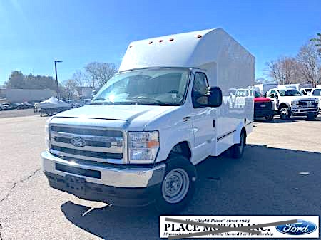 2026 FORD E-350  12’ AREOCELL